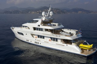 42m Moonen superyacht Sofia featuring a three-man submarine